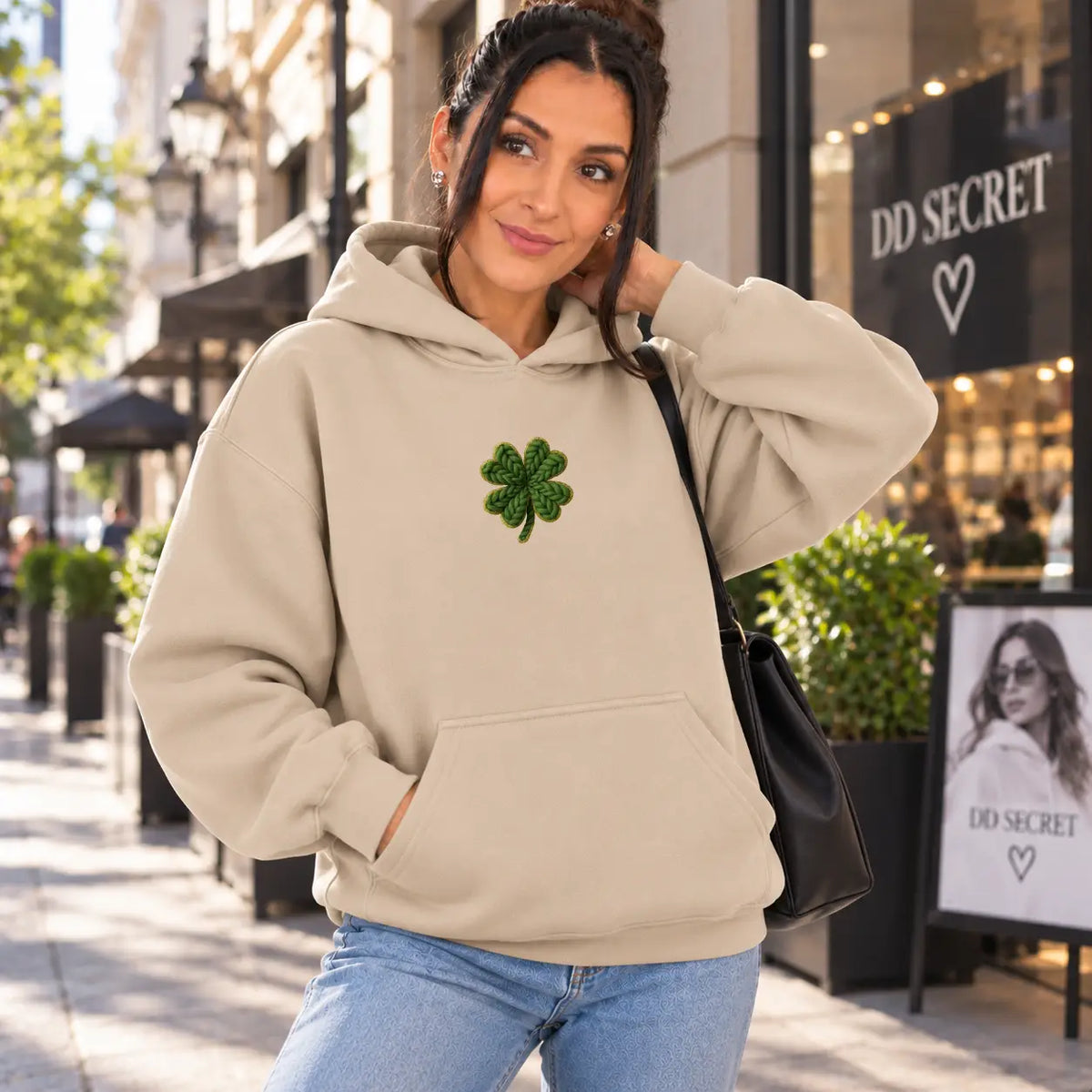 Hanorac cu gluga dama oversize cu imprimeu CLOVER