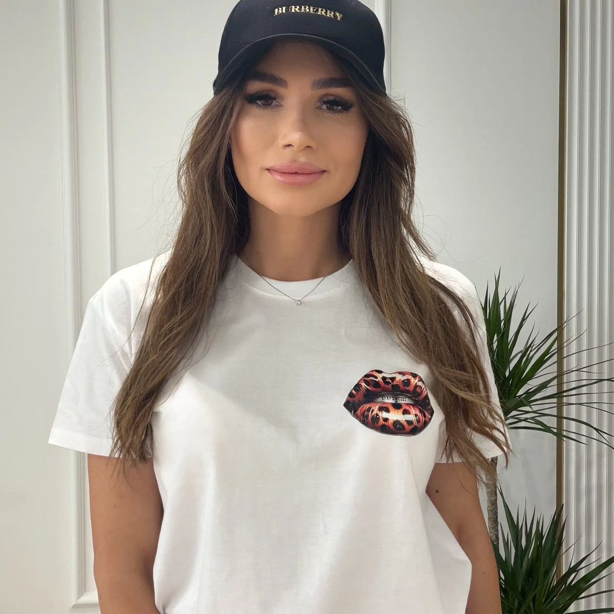 Tricou de dama oversize din bumbac 100% minimalist cu imprimeu LEOLIPS