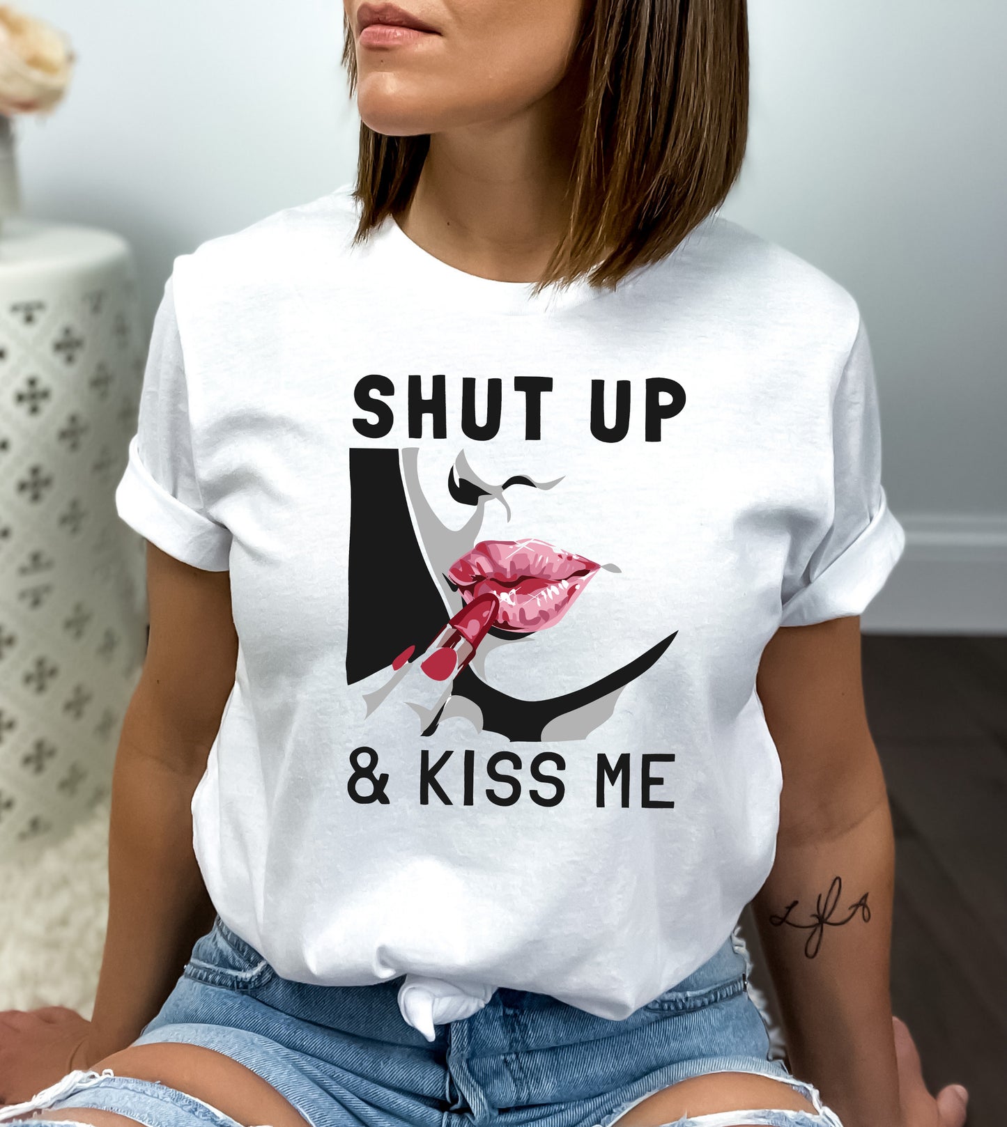 Tricou SHUT UP