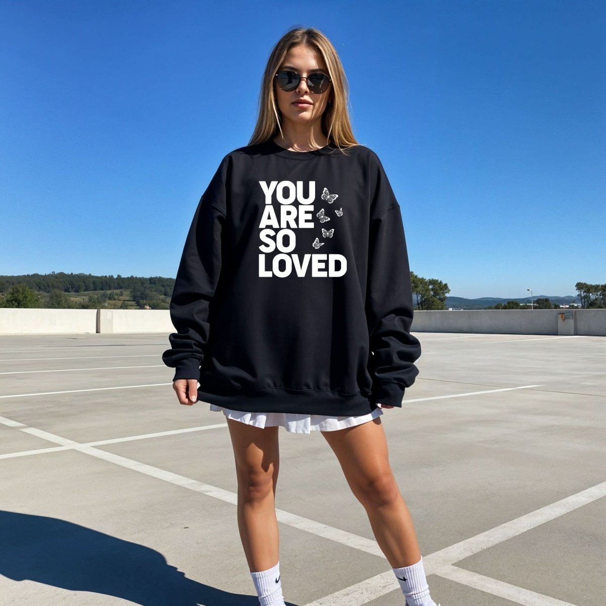 Hanorac dama oversize cu mesaj LOVED