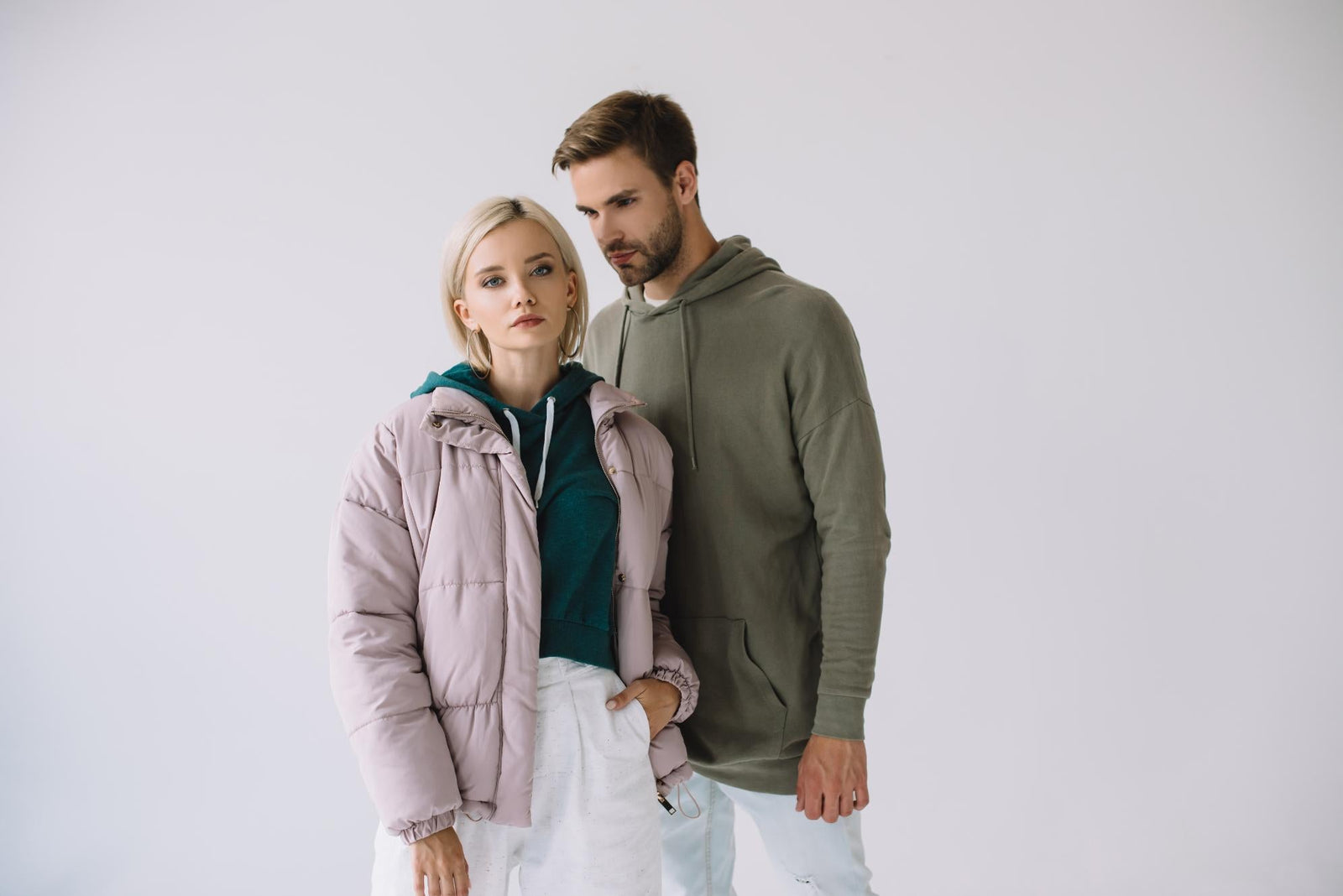 Streetwear - ghidul complet al modei urbane contemporane