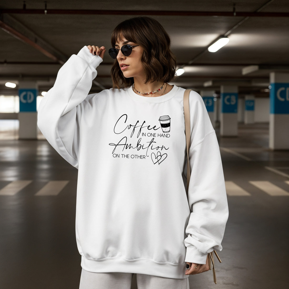 Hanorac dama oversize cu mesaj ONE HAND